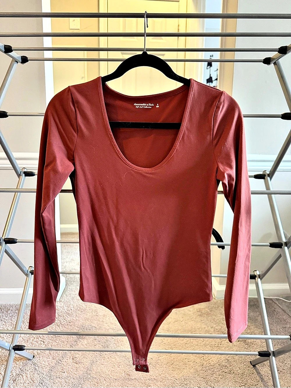 Abercrombie & Fitch Soft A&F Collection Long Sleeve Scoop Neck Bodysuit